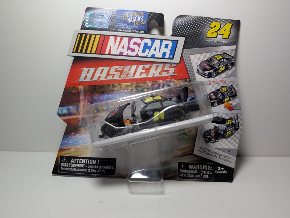 Nascar Spin Masters Bashers 1/64 Rebuildable Car Jeff Gordon #24 Pepsi Max